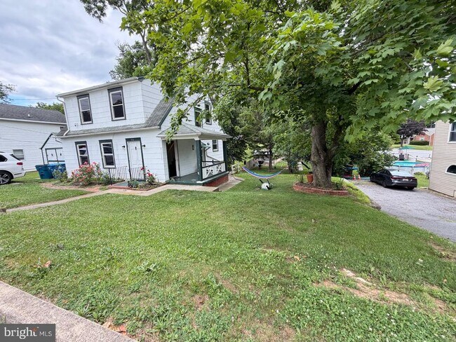 Building Photo - 316 Antietam Dr
