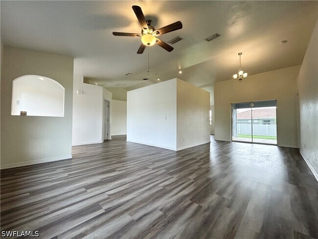 Building Photo - 6143 Hendley Ct