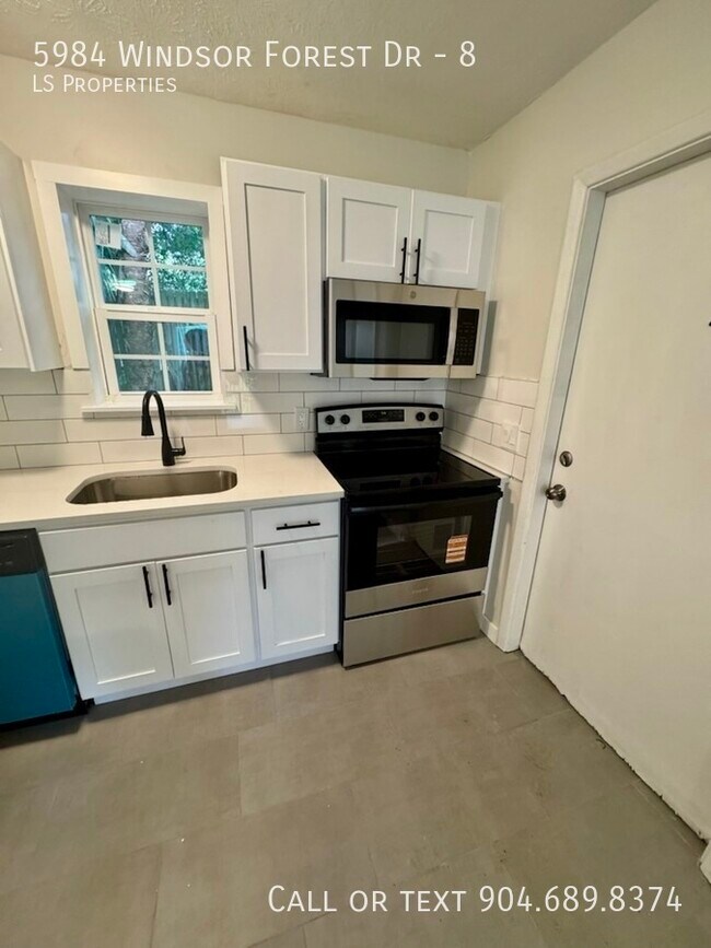 Building Photo - 5984 Windsor Forest Dr