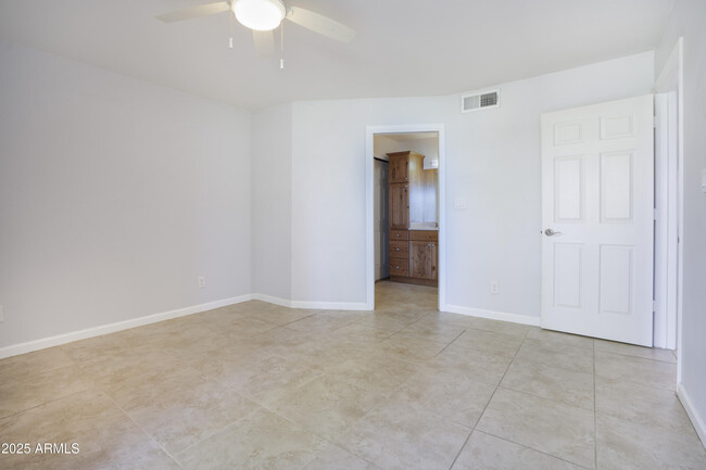 Building Photo - 9355 N 91st St