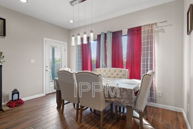 Building Photo - 30816 Muraya St