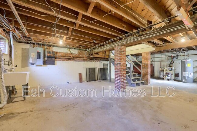 Building Photo - 3 Safe Harbor Village