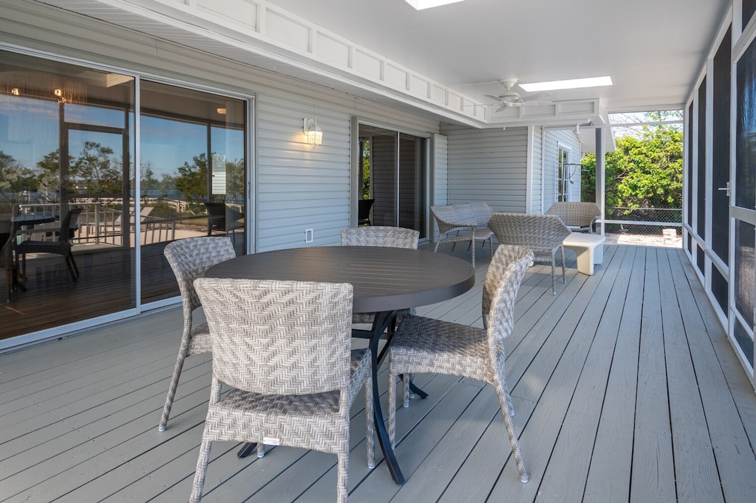 Building Photo - 7715 Manasota Key Rd