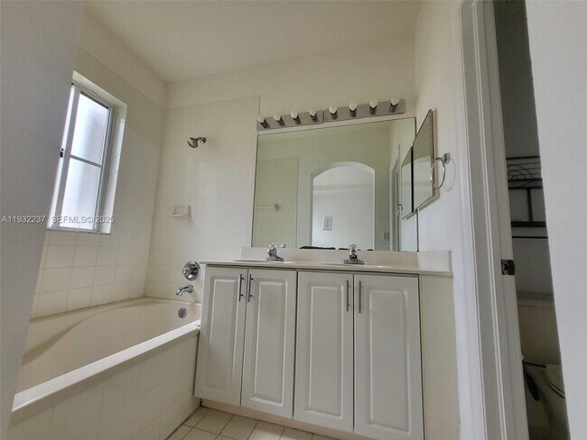 Building Photo - 10754 NW 85th Terrace