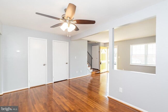 Building Photo - 37 Cardor Ct