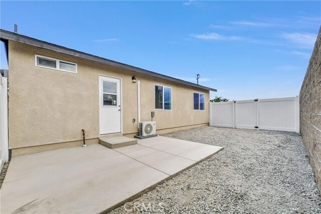 Building Photo - 9156 Catawba Ave