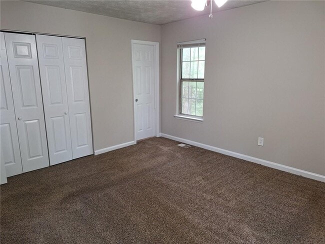 Building Photo - 3839 Valpariso Cir