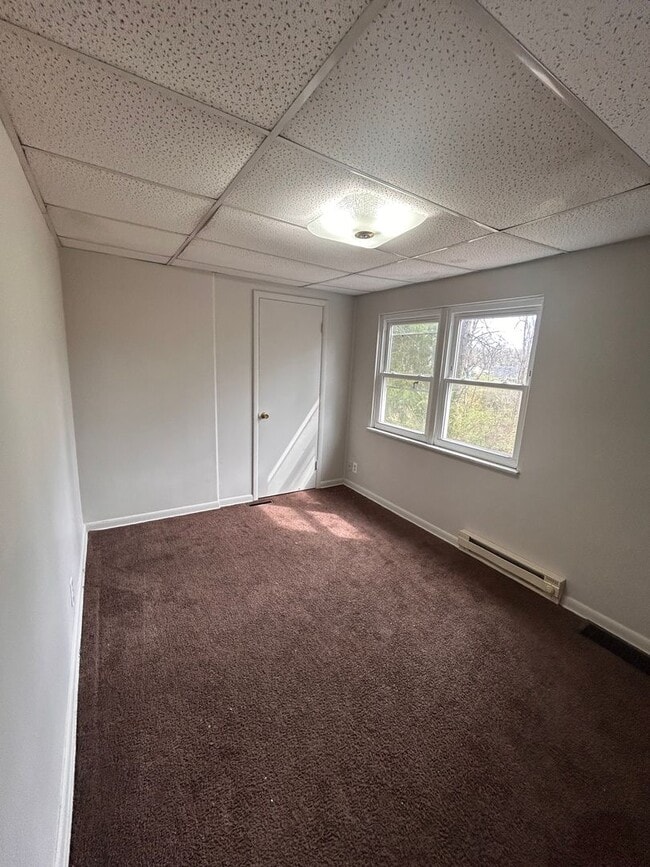 Building Photo - 4607 Euclid Ave