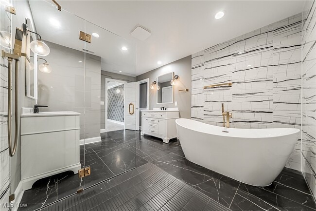 Building Photo - 2605 Buckhurst Dr