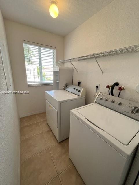 Building Photo - 1932 SE 24th Ct