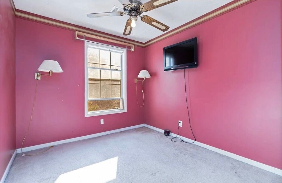 Building Photo - 1505 Idlewood Rd
