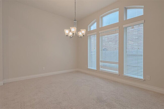 Building Photo - 10623 Davlee Ln