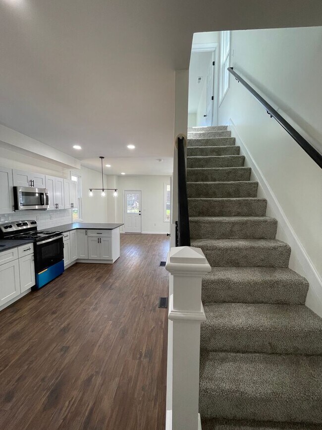 Building Photo - Fully Renovated 3BR/2.5BA Home in Merion Village