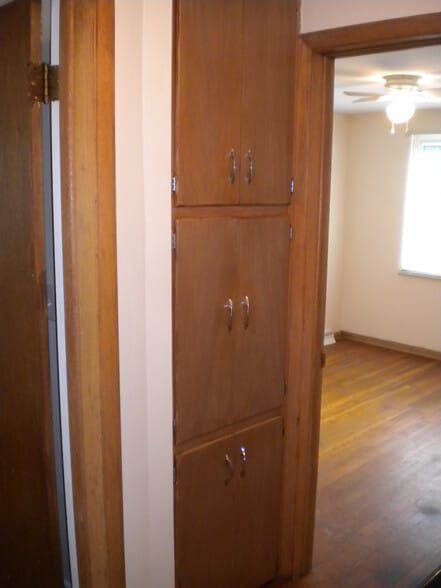 Building Photo - 3069 McGuffey Rd