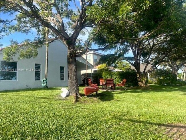 Building Photo - 17888 SW 14th St