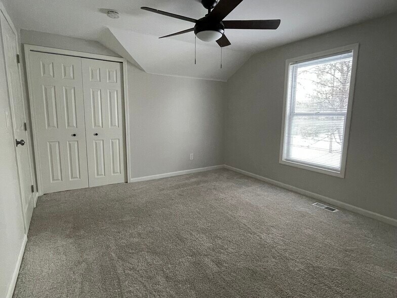 Building Photo - 2450 Gerald Ave