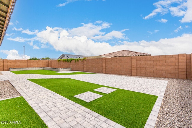 Building Photo - 18453 W Elwood St