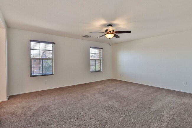 Building Photo - Heart of Queen Creek 5 bed/3 bath Home w/ ...