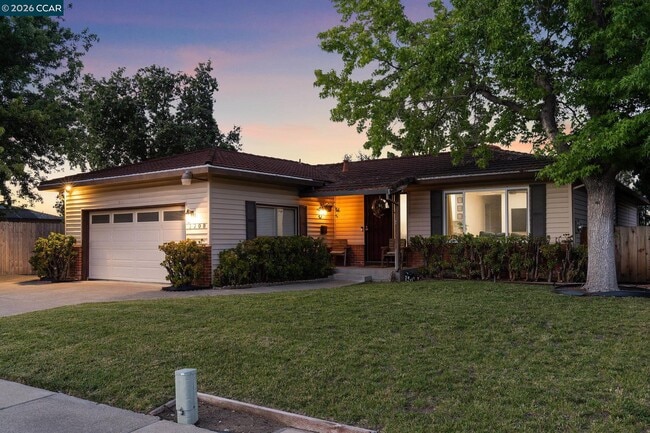 Building Photo - 1208 Roseann Dr