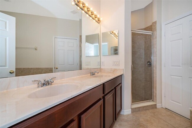 Building Photo - 1151 Travertine Terrace