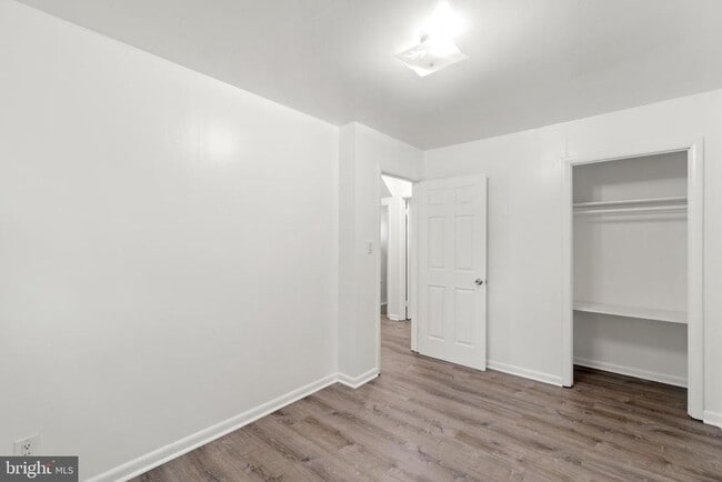 Building Photo - 45629 Frank Hayden Ln