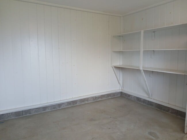 Building Photo - Charming 3BR/1.5BA Home in Pepe'ekeo