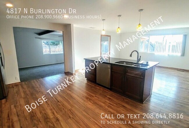 Building Photo - 4817 N Burlington Cir