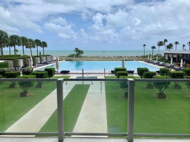 Building Photo - 360 Ocean Dr