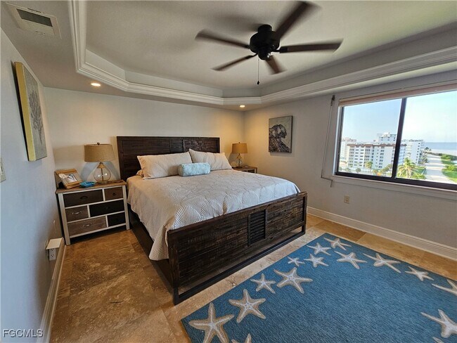 Building Photo - 6672 Estero Blvd