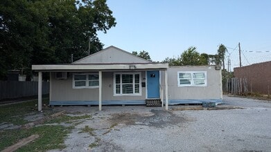 Building Photo - 1020 State Hwy 3