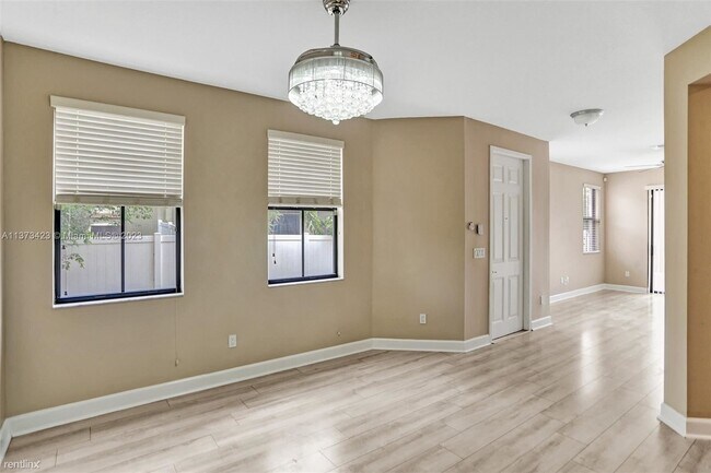 Building Photo - 4 br, 2.5 bath House - 4616 NW 59th St