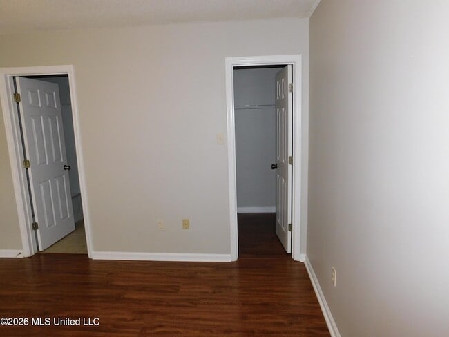 Building Photo - 5539 Bradley Dr