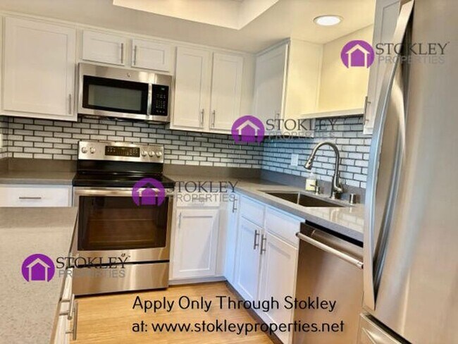 Building Photo - 3125 Terra Granada Dr