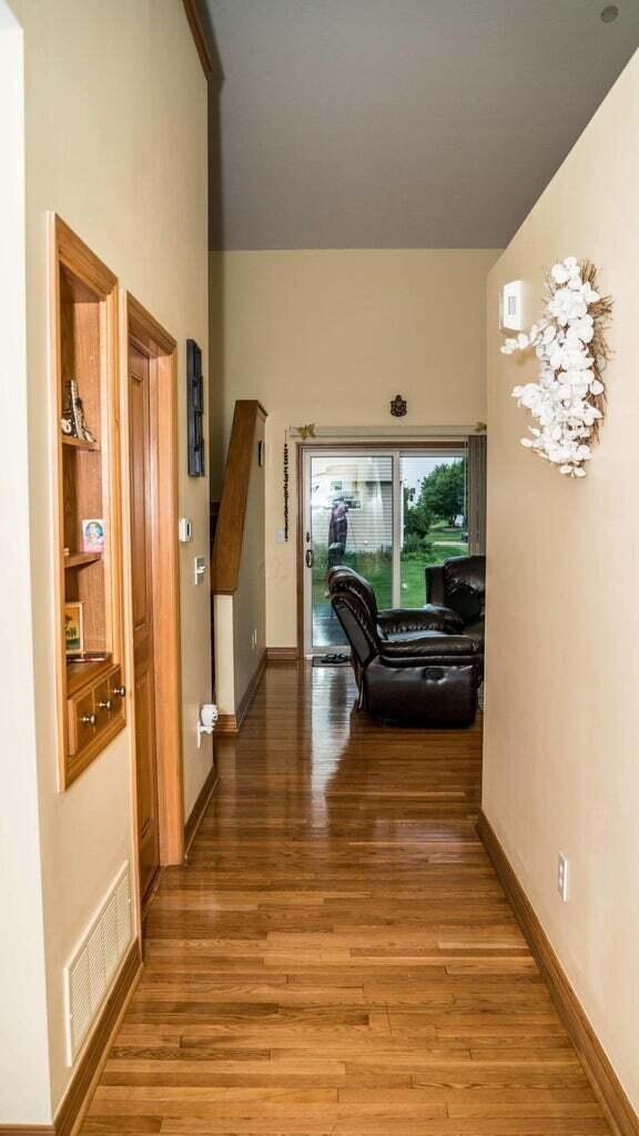Building Photo - 1664 Boxwood Dr