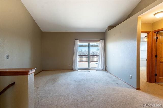 Building Photo - 2323 Dogwood Cir