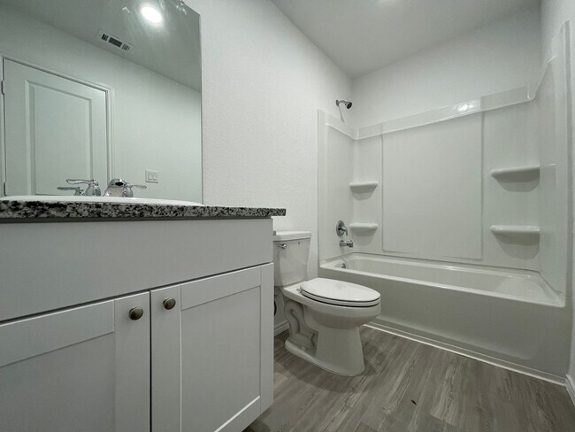 Building Photo - Single family home for rent