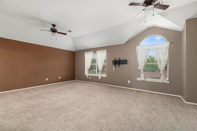 Building Photo - 9862 Red Cedar Dr