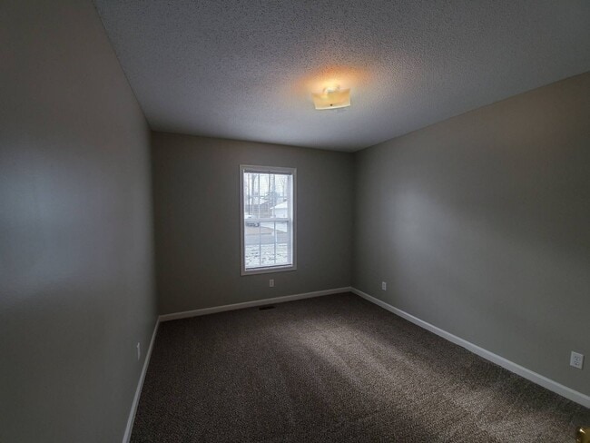 Building Photo - Welcome Home! Your Perfect Blend of Comfor...