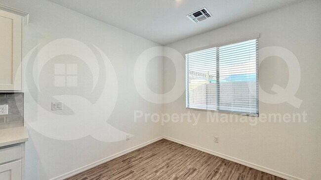 Building Photo - 4841 S Carver