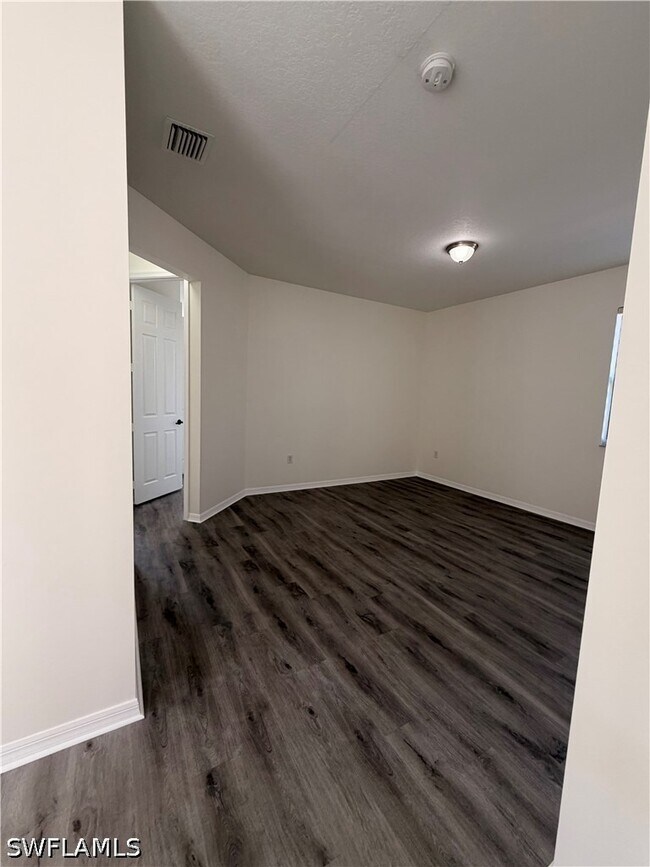 Building Photo - 5447 Ferris Ave