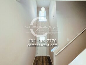 Building Photo - 202 Lyndon Wy NW