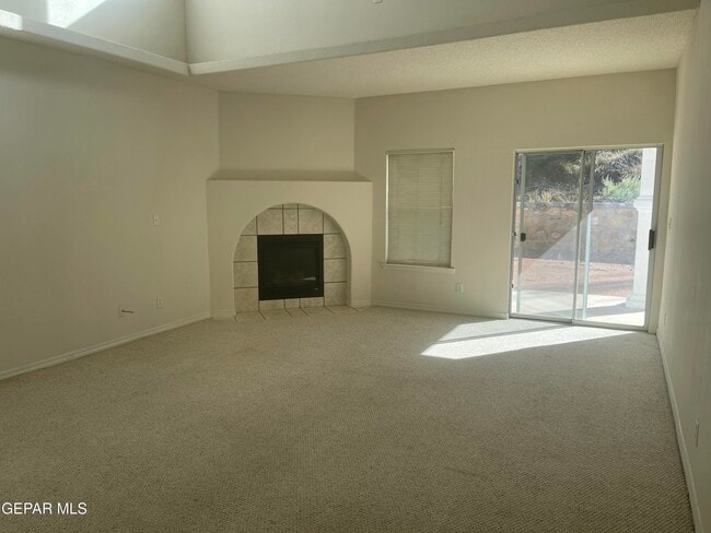 Building Photo - 7344 Prickley Pear Dr