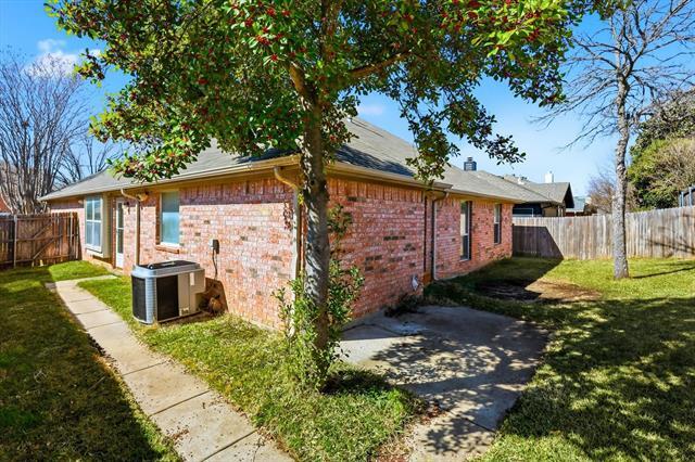 Building Photo - 6208 Eagle Creek Dr