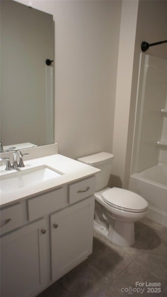 Building Photo - 107 Pampas Pl