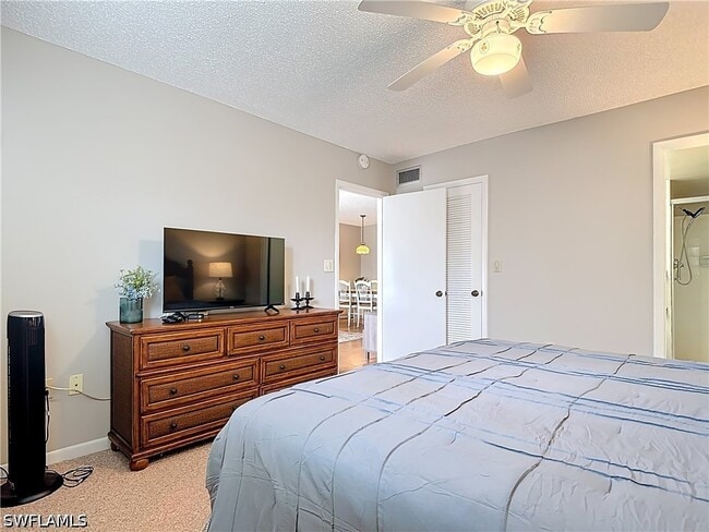 Building Photo - 150 Turtle Lake Ct