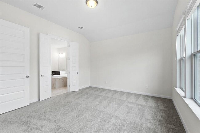 Building Photo - 150 Samuel Blair Pass