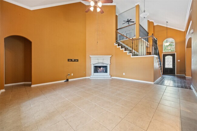 Building Photo - 20698 Oakhurst Meadows Dr
