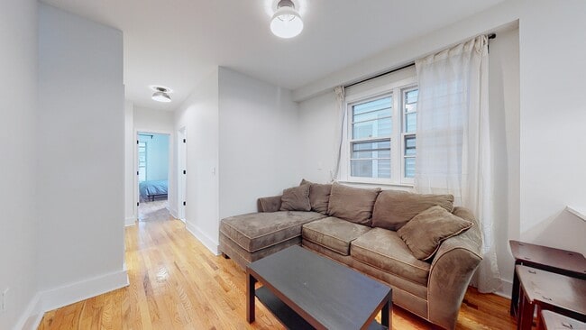 Building Photo - 86 Edwards St