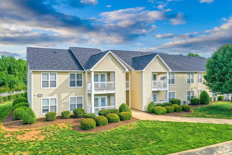 Cowan Farms Apartments 1310 Cypress Pointe Dr Rock Hill SC 29730