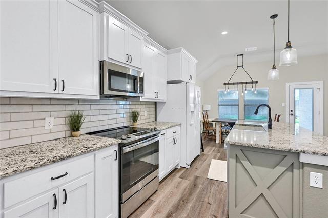 Building Photo - 4817 Enclave Dr